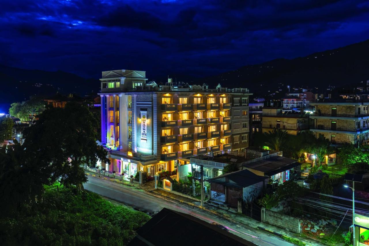 Da Yatra Courtyard Hotel Покхара Екстер'єр фото
