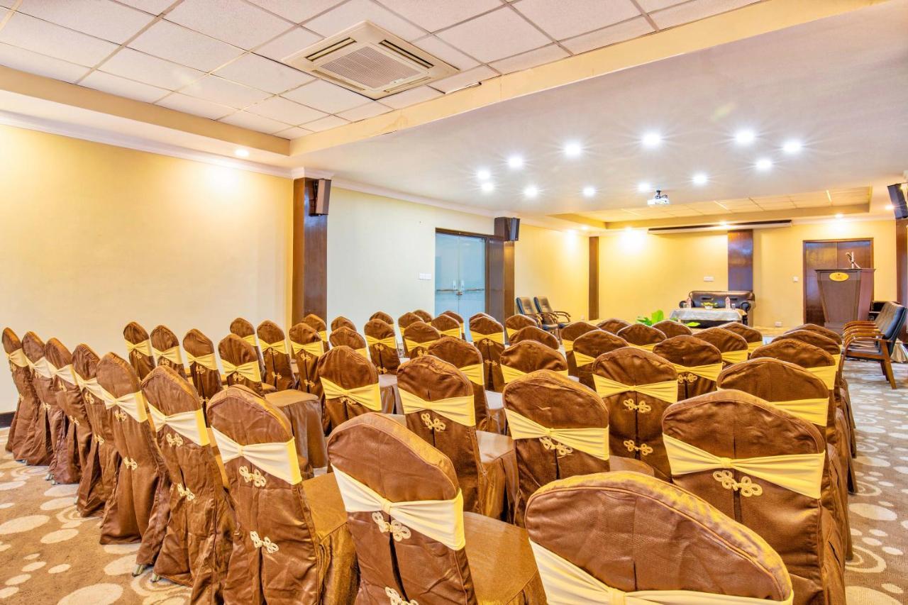 Da Yatra Courtyard Hotel Покхара Екстер'єр фото