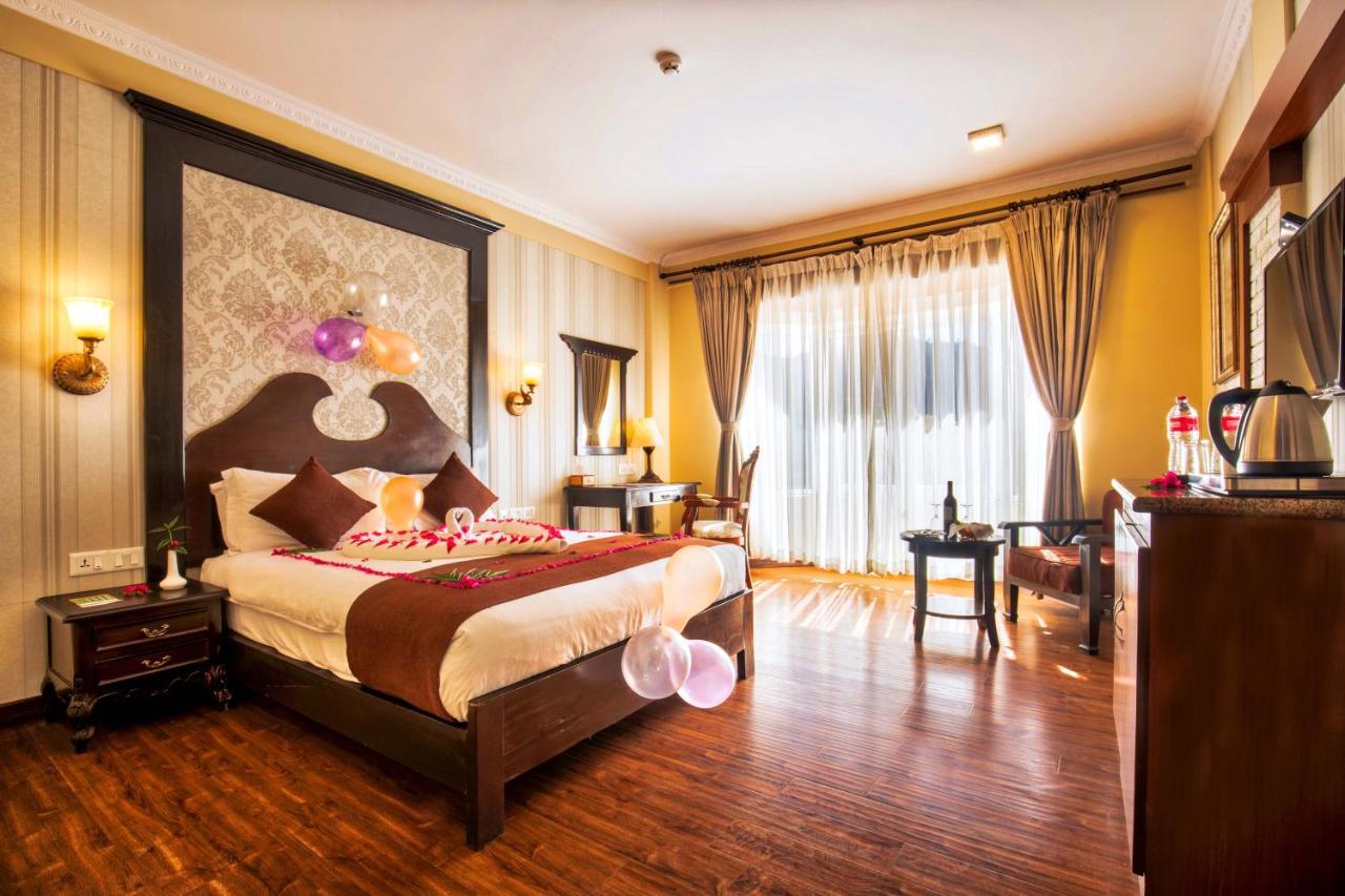 Da Yatra Courtyard Hotel Покхара Екстер'єр фото