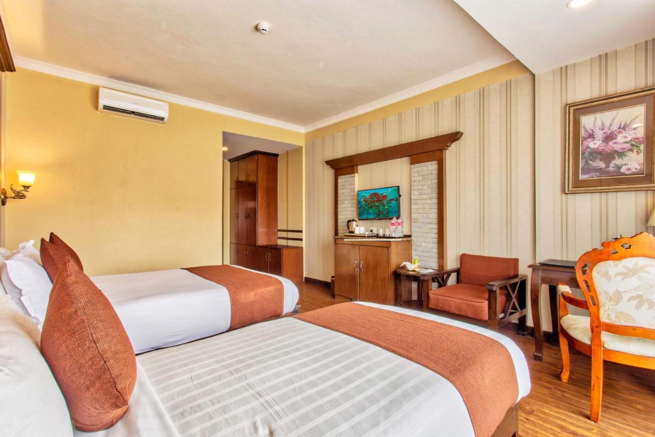 Da Yatra Courtyard Hotel Покхара Екстер'єр фото